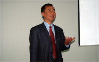 杨世叶，工商管理博士（DBA），经济学硕士，战略管理专家